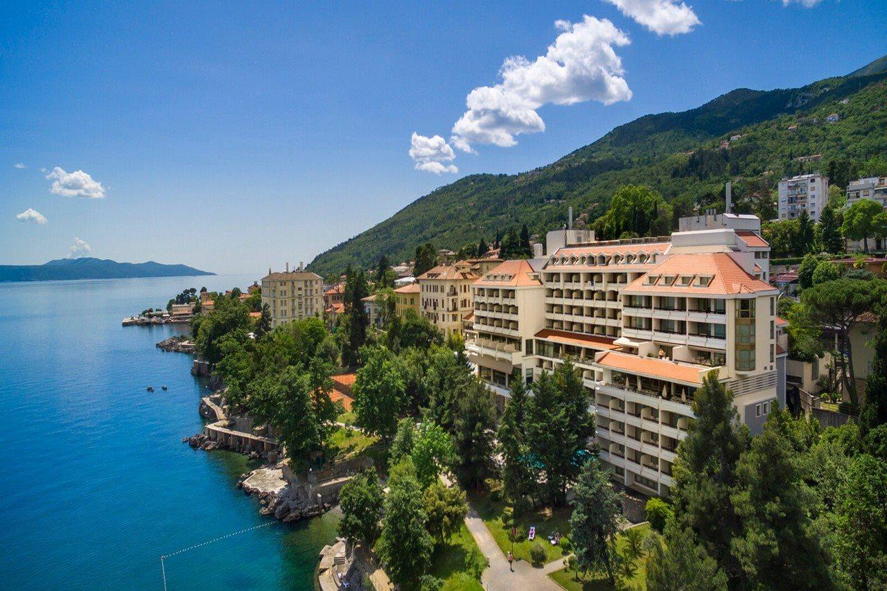Hotel Excelsior - Liburnia Lovran Buitenkant foto